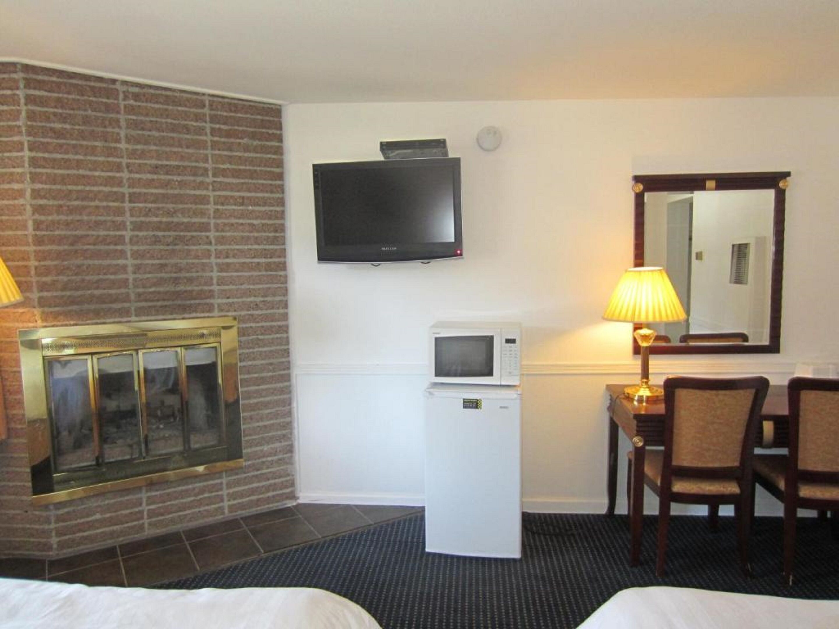 Sunray Tahoe Hotel in South Lake Tahoe Find Hotel Reviews, Rooms, and