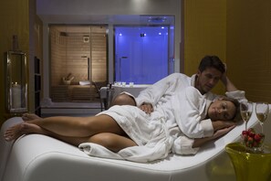 Salle de soins pour les couples, bain turc/hammam, soins du corps