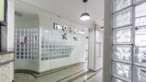 Interior entrance - Hotel 21 (São Paulo)