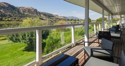 South Thompson Inn Manor House