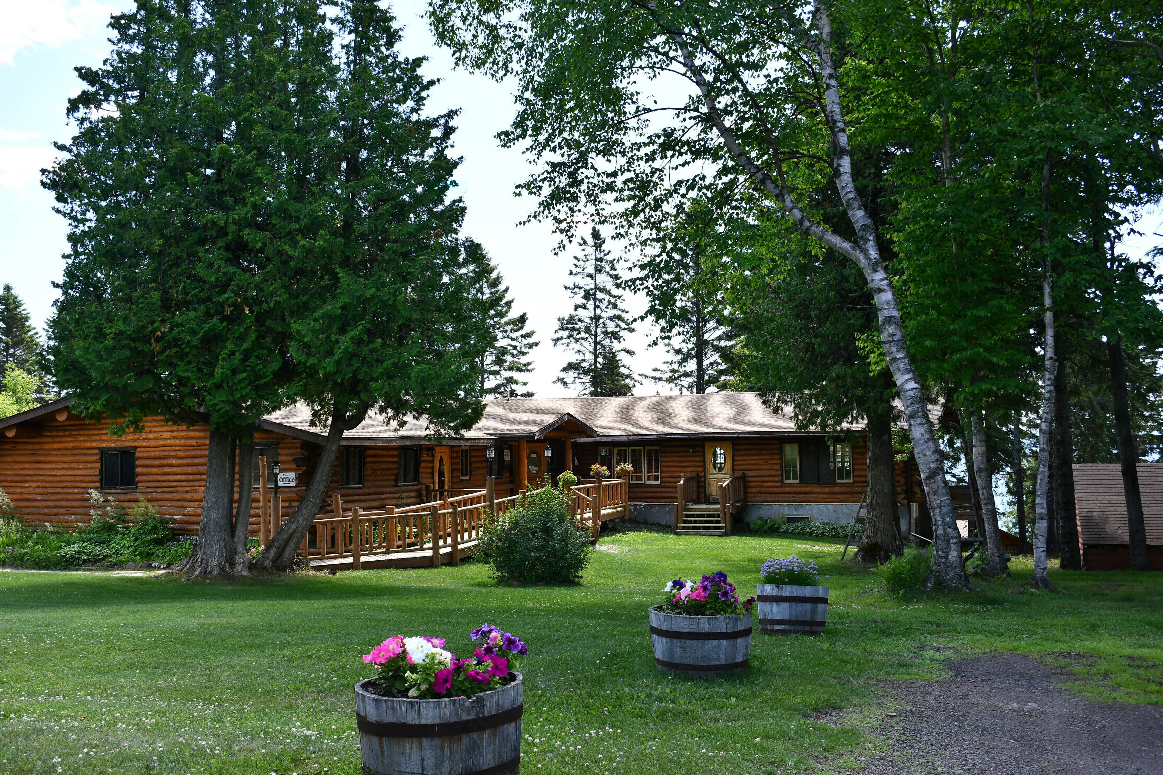 Traditional-Zimmer, 1 Queen-Bett, Kochnische, Seeblick (Motel unit (1)) | Allergikerbettwaren, Daunenbettdecken, kostenloses WLAN, Bettwäsche