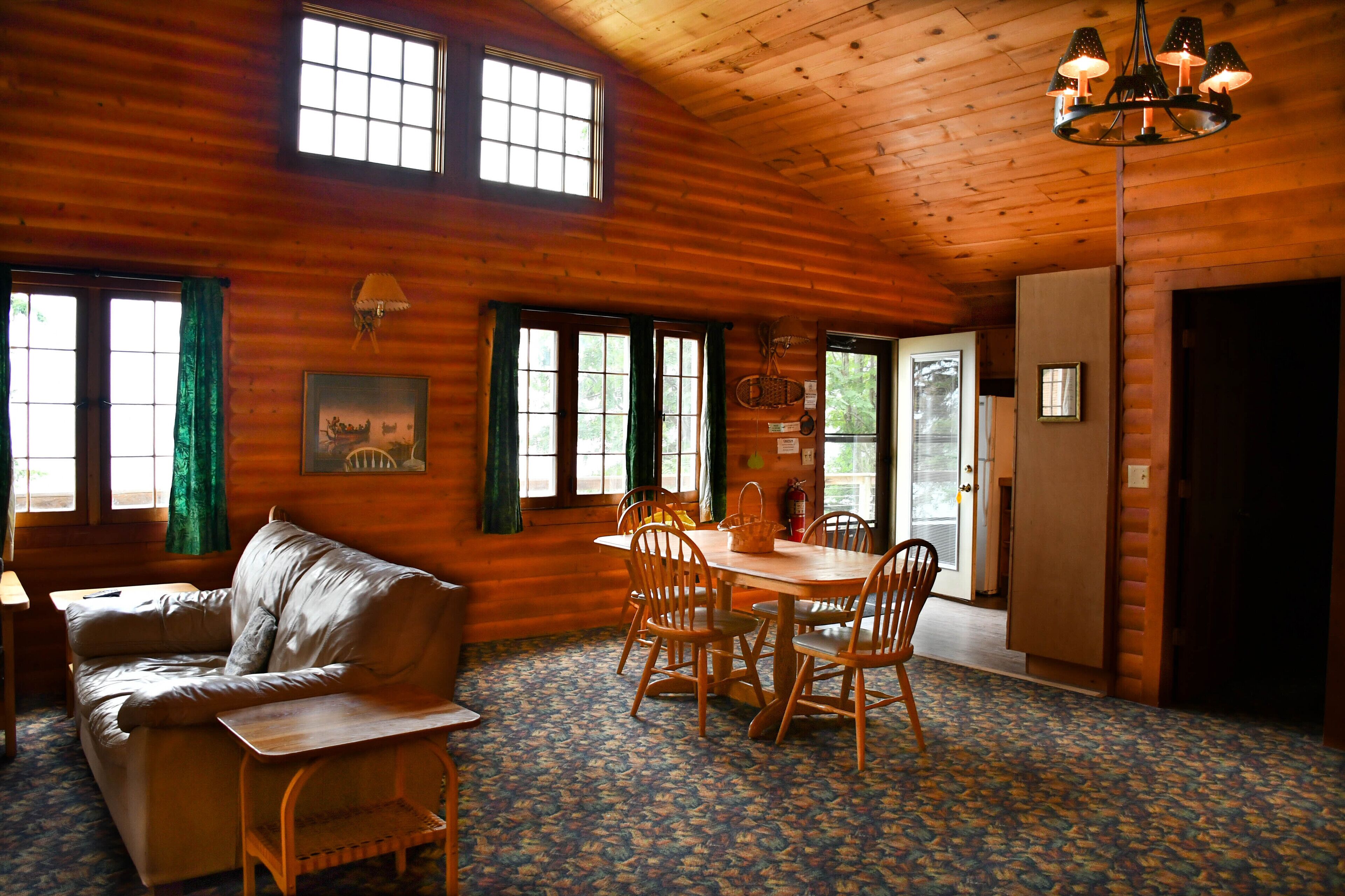 32-inch tv with cable channels