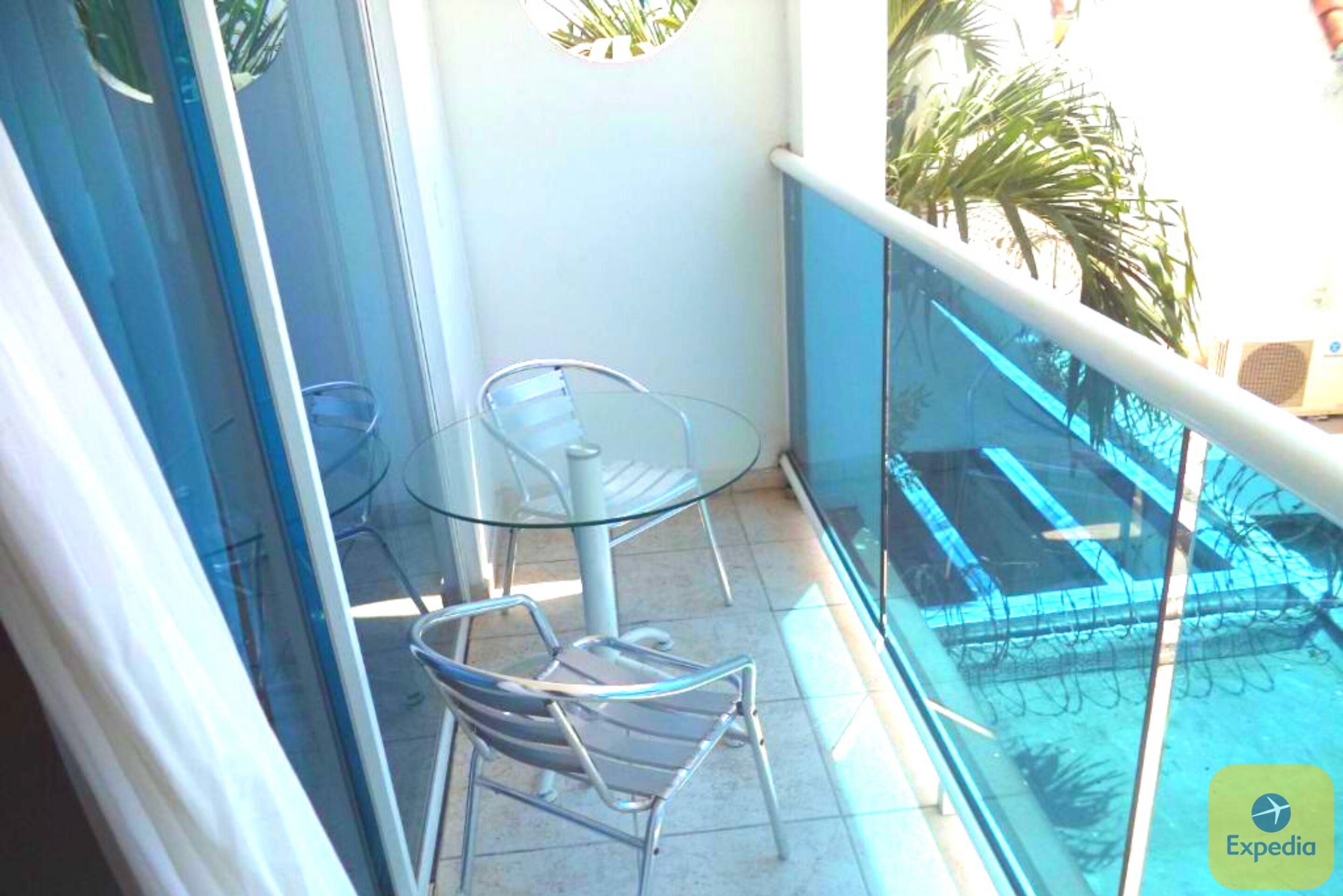 Photo - Hotel Abi Inn By GEH Suites