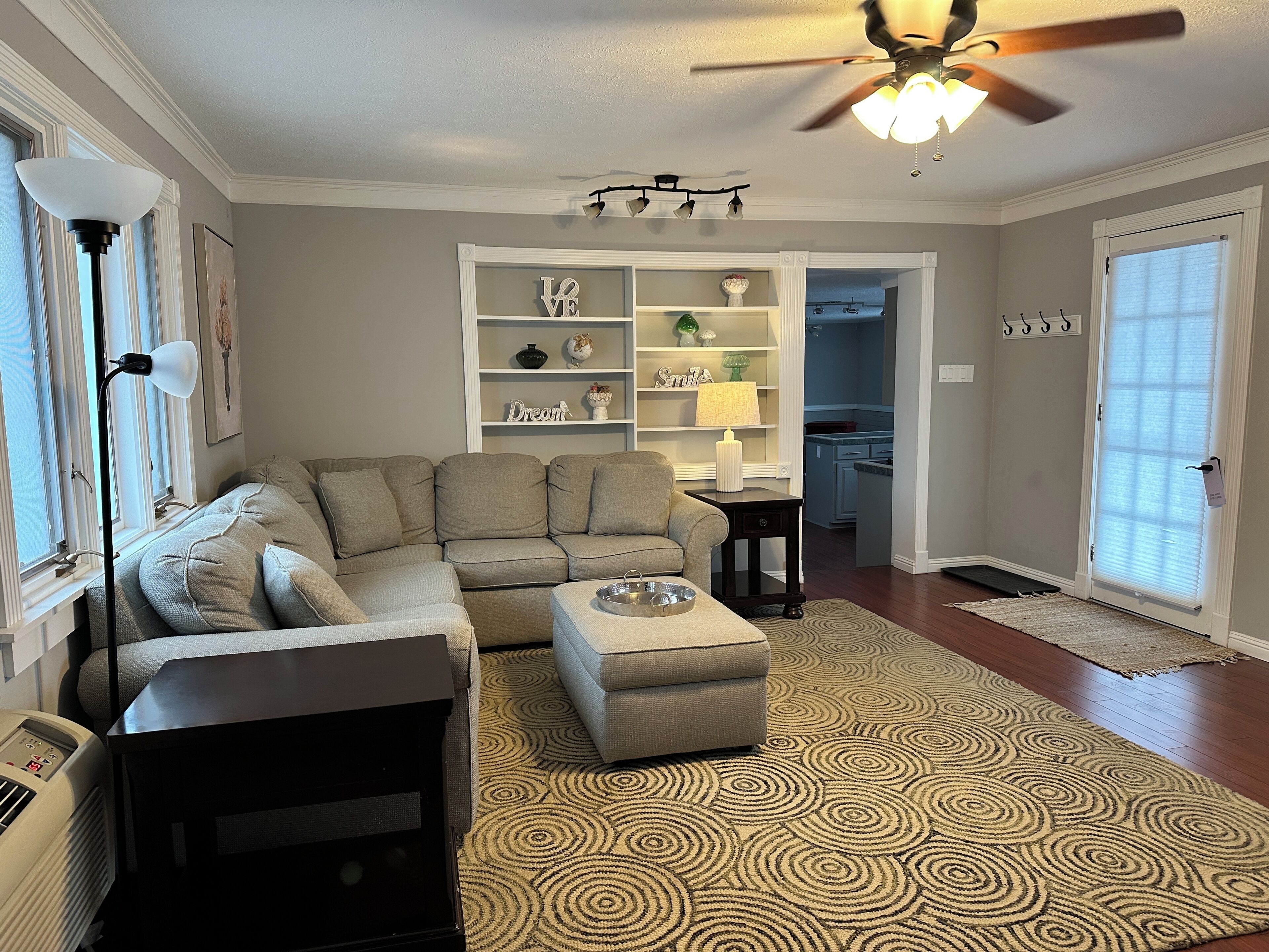 Suite, 2 Bedrooms | Living area