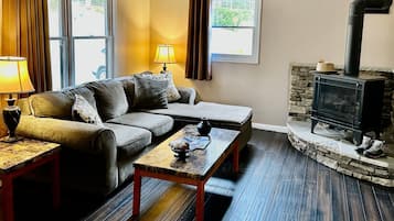 Villa, 1 Bedroom | Living room