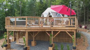 Dome | Individually decorated, individually furnished, desk, blackout drapes