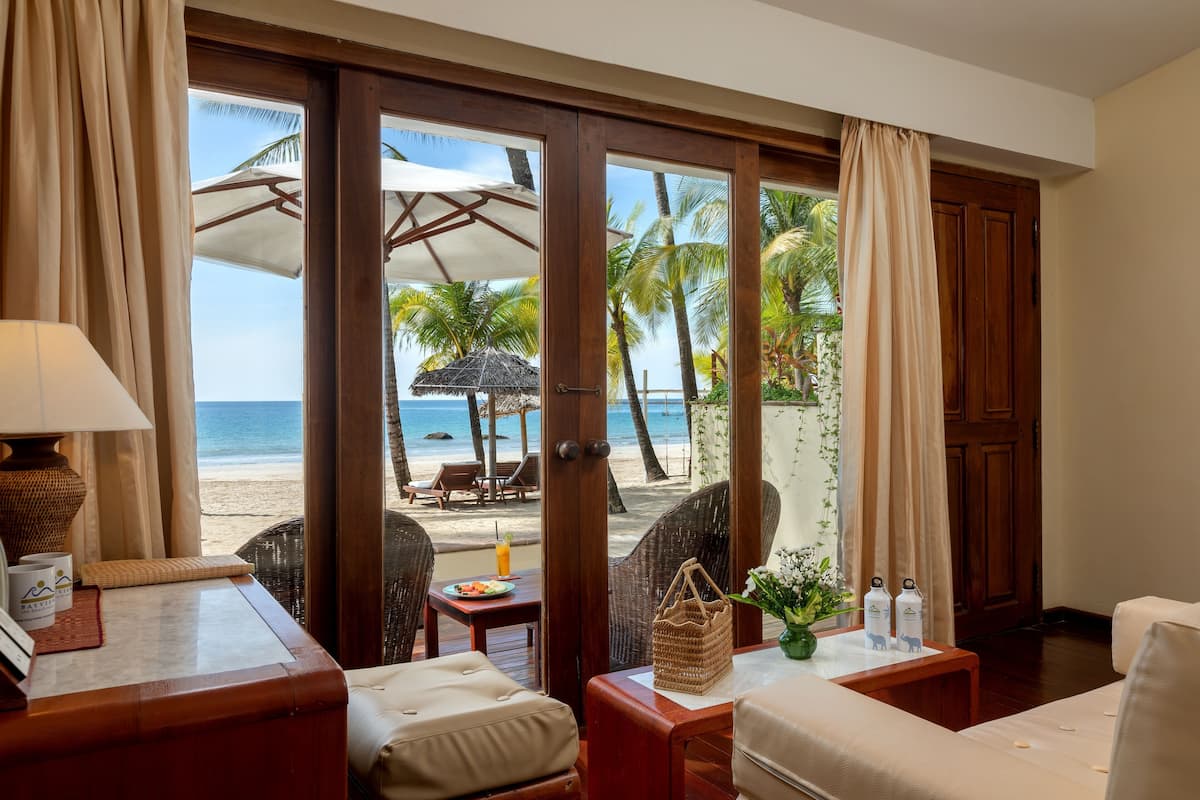 Bungalow, Sea View | 2 bedrooms, minibar, in-room safe, desk