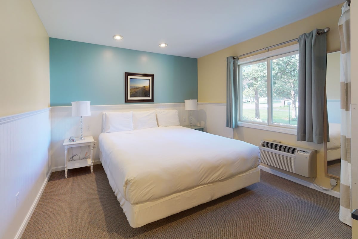 Sebe Cottage 1 Bedrooms | 1 bedroom, iron/ironing board, free WiFi, bed sheets