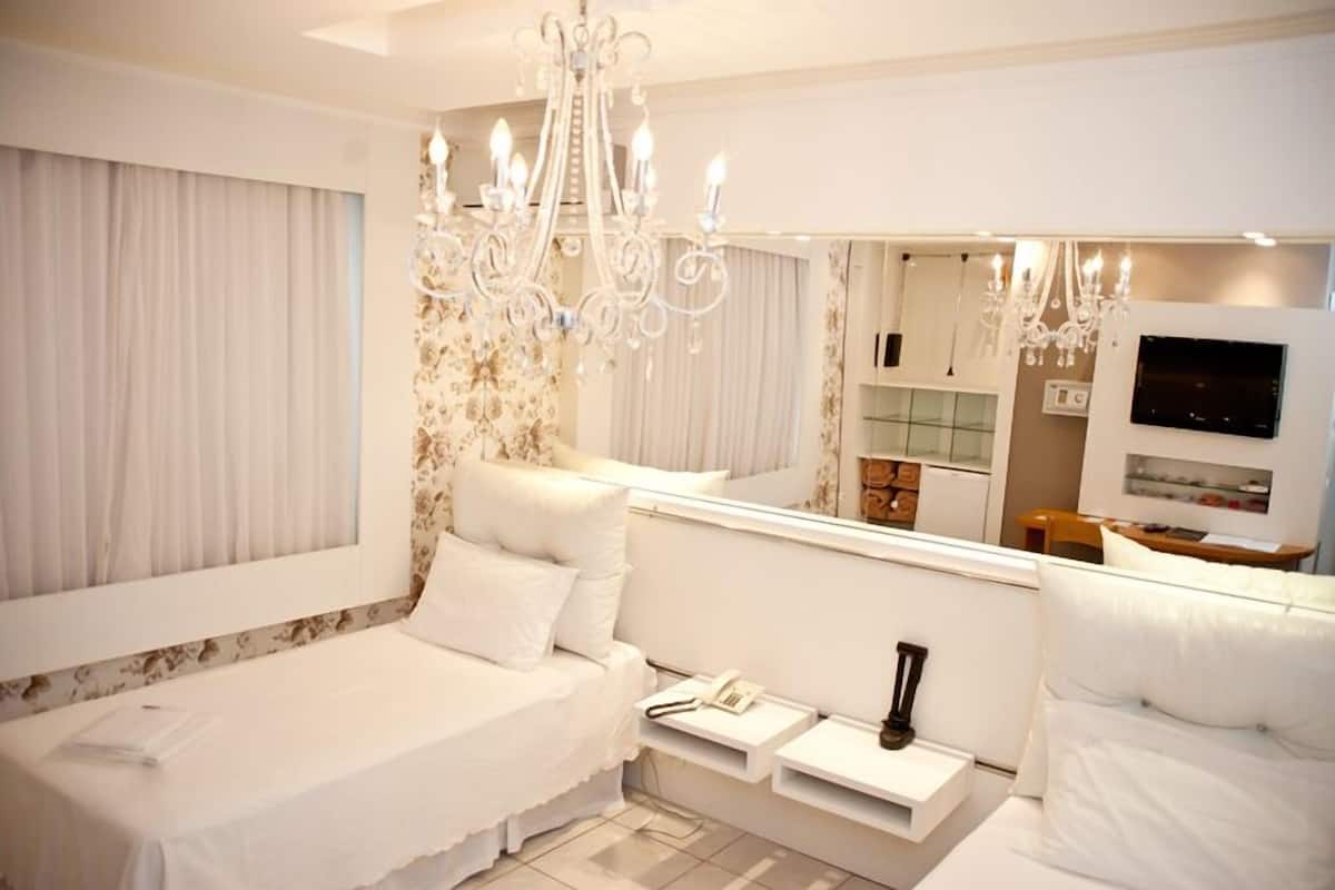 Executive Double Room | Minibar, in-room safe, desk, blackout curtains