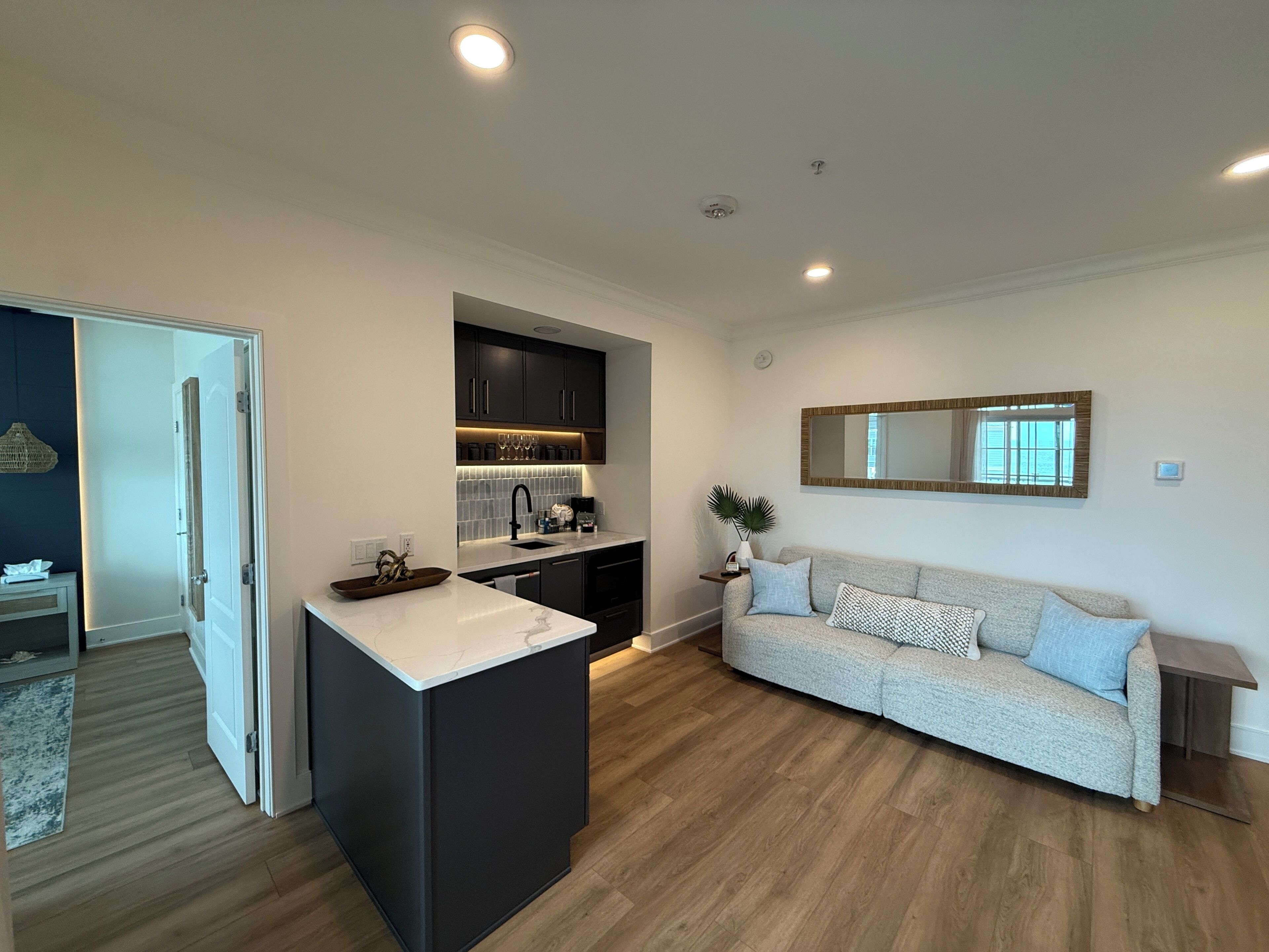 2 chambres, fer et planche à repasser, accès au Wi-Fi (inclus)