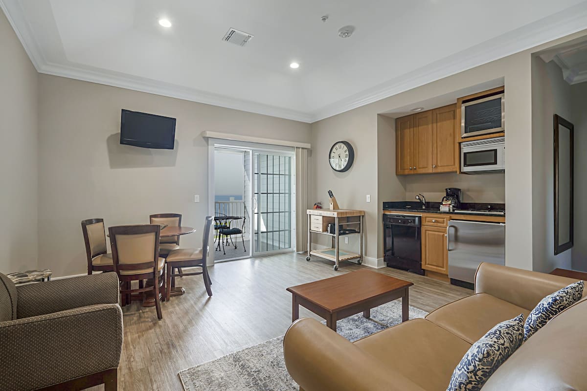Condo | 2 bedrooms, iron/ironing board, free WiFi