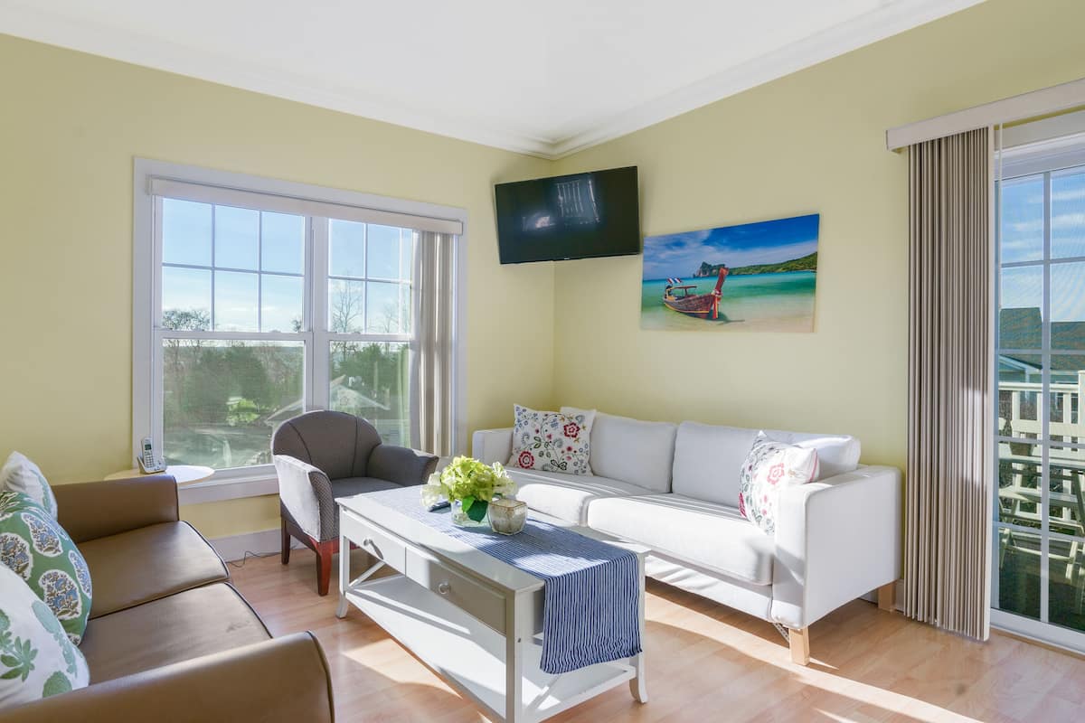 Water View, Second Floor | 2 bedrooms, iron/ironing board, free WiFi