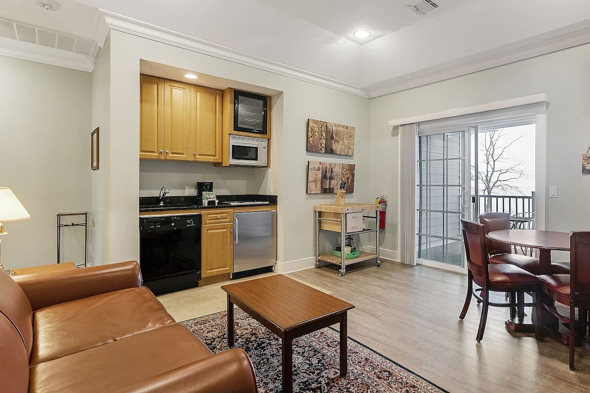 Condo | 2 bedrooms, iron/ironing board, free WiFi