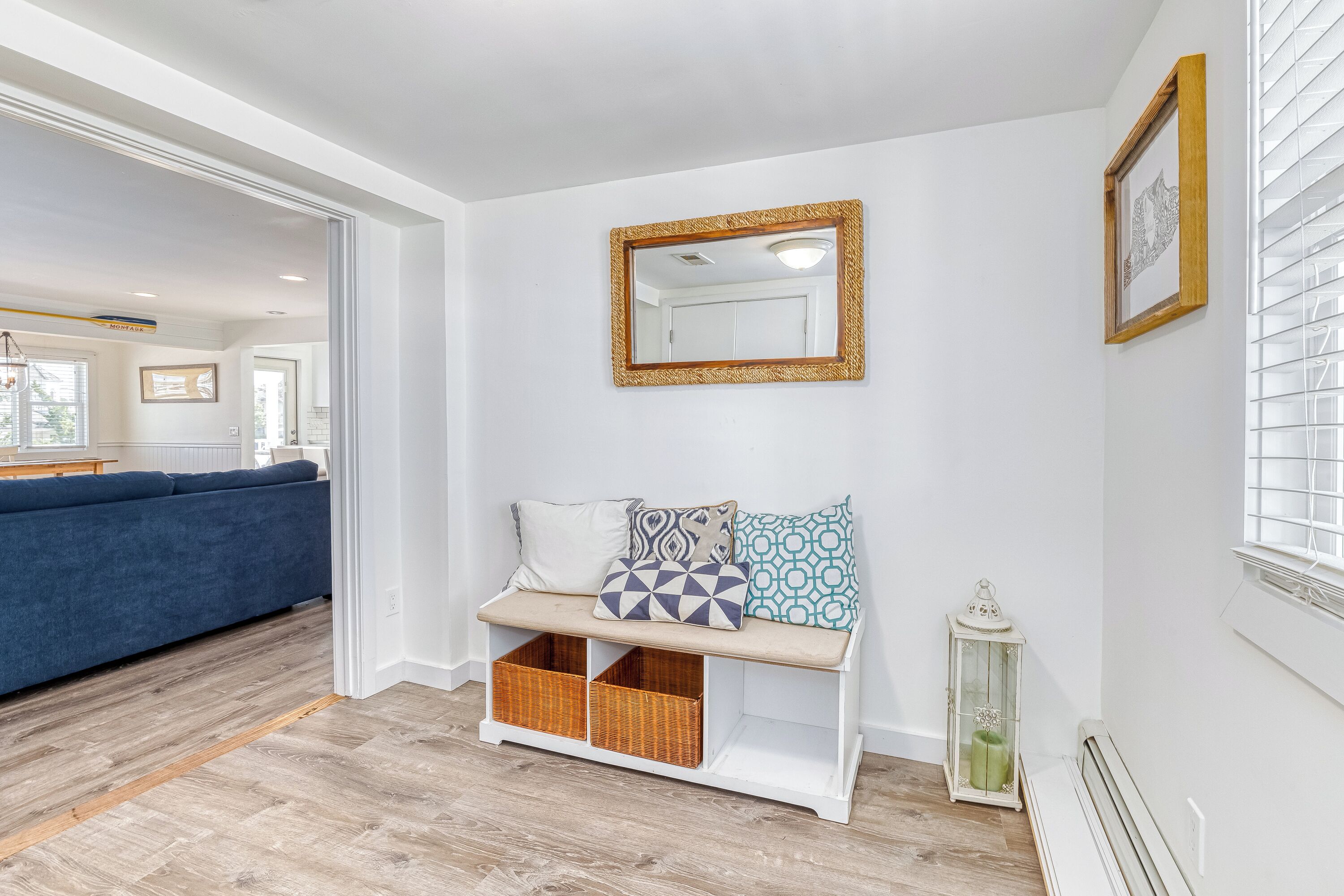 deluxe apartment, 2 bedrooms (waterfront) | individually decorated, individually furnished, iron/ironing board