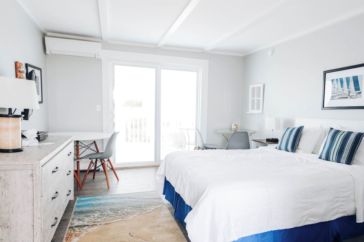 Premium Studio | Individually decorated, individually furnished, iron/ironing board
