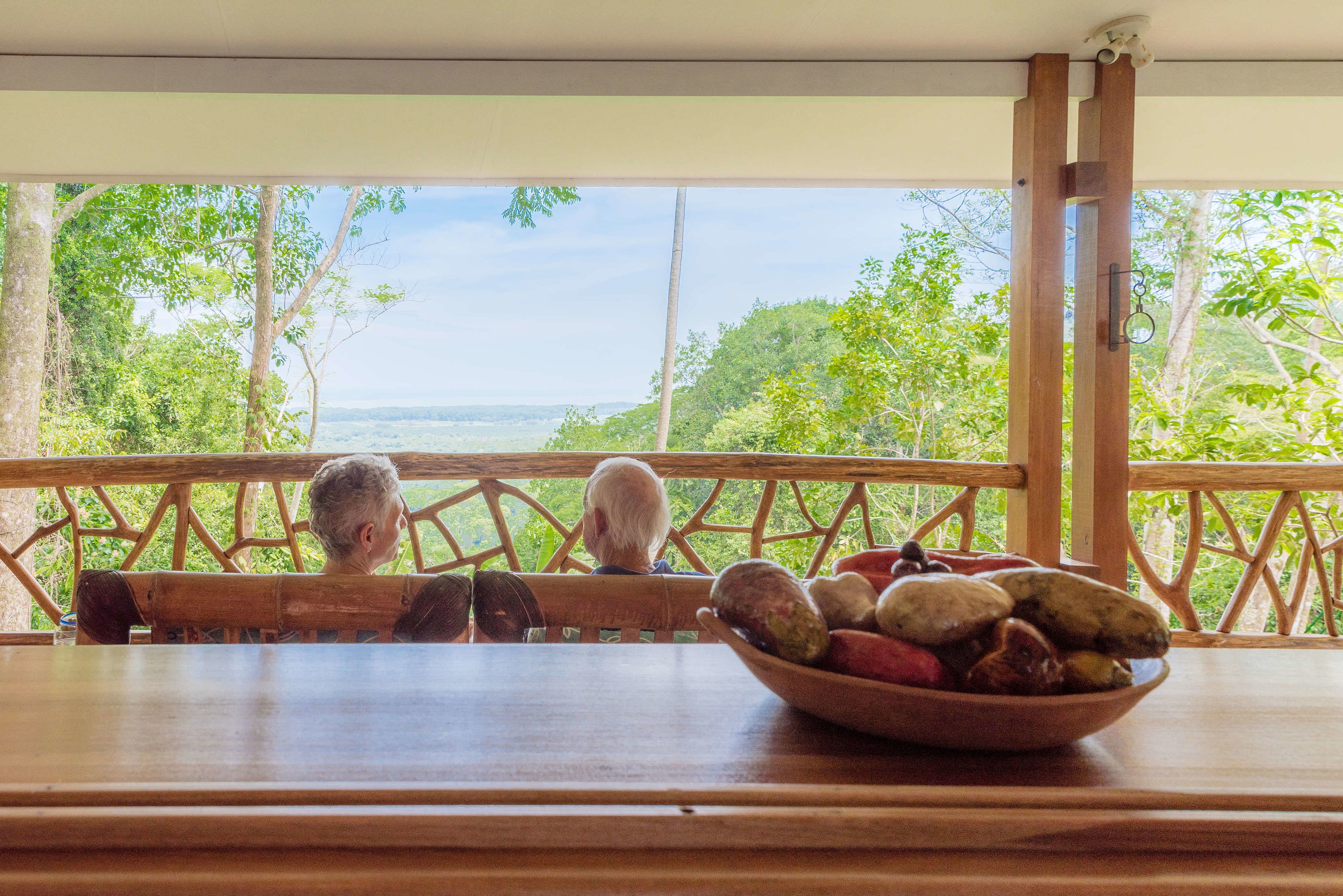 Classic House, 2 Bedrooms, Hot Tub, Ocean View | Rollaway beds, bed sheets