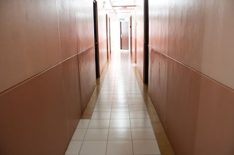 Hallway. GV Hotel Naval