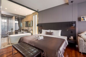 In-room safe, individually furnished, desk, blackout curtains - X10 Seaview Suites Panwa Beach (Wichit)