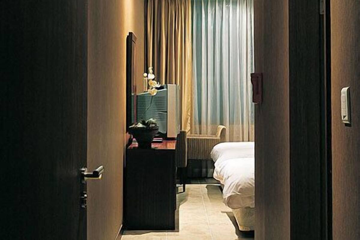 Quarto duplo standard | Frigobar, Wi-Fi de cortesia