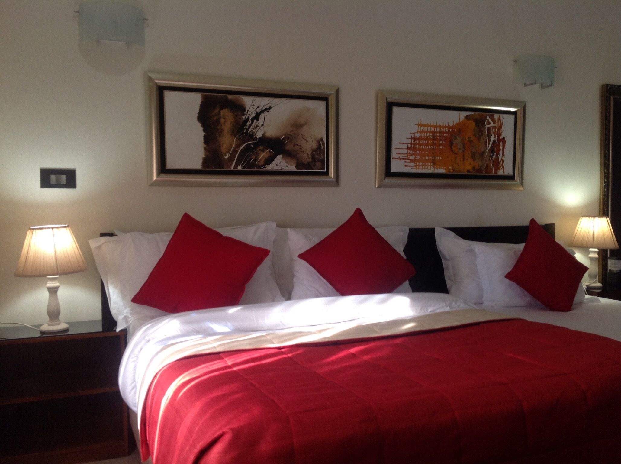 family cottage, 1 double bed with sofa bed | in-room safe, desk, free wifi