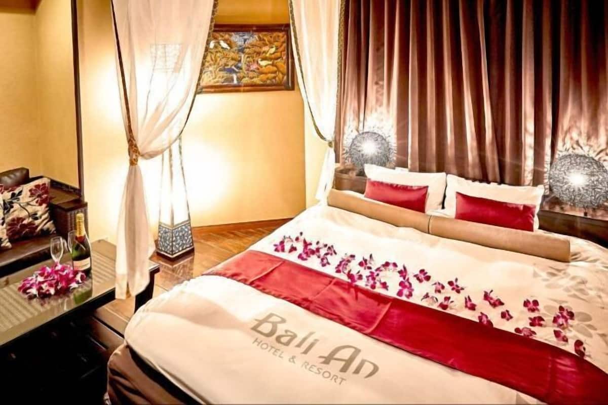 1 Schlafzimmer, Daunenbettdecken, Zimmersafe, Schreibtisch