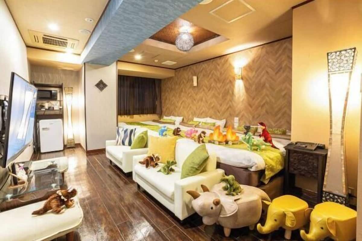 1 bedroom, down comforters, in-room safe, desk