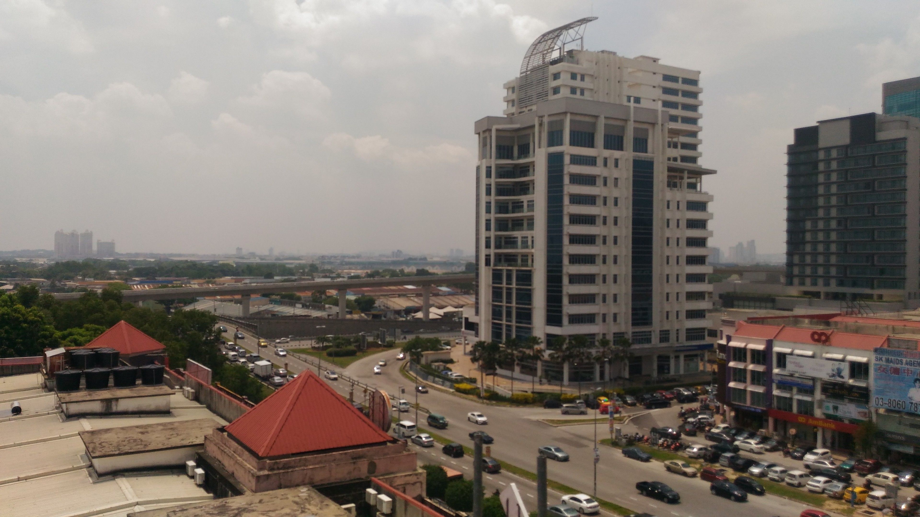 Pemandangan dari hartanah