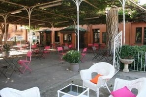 ลานระเบียง/นอกชาน