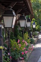 Öğle yemeği ve akşam yemeği sunulur, Fransız mutfağı 