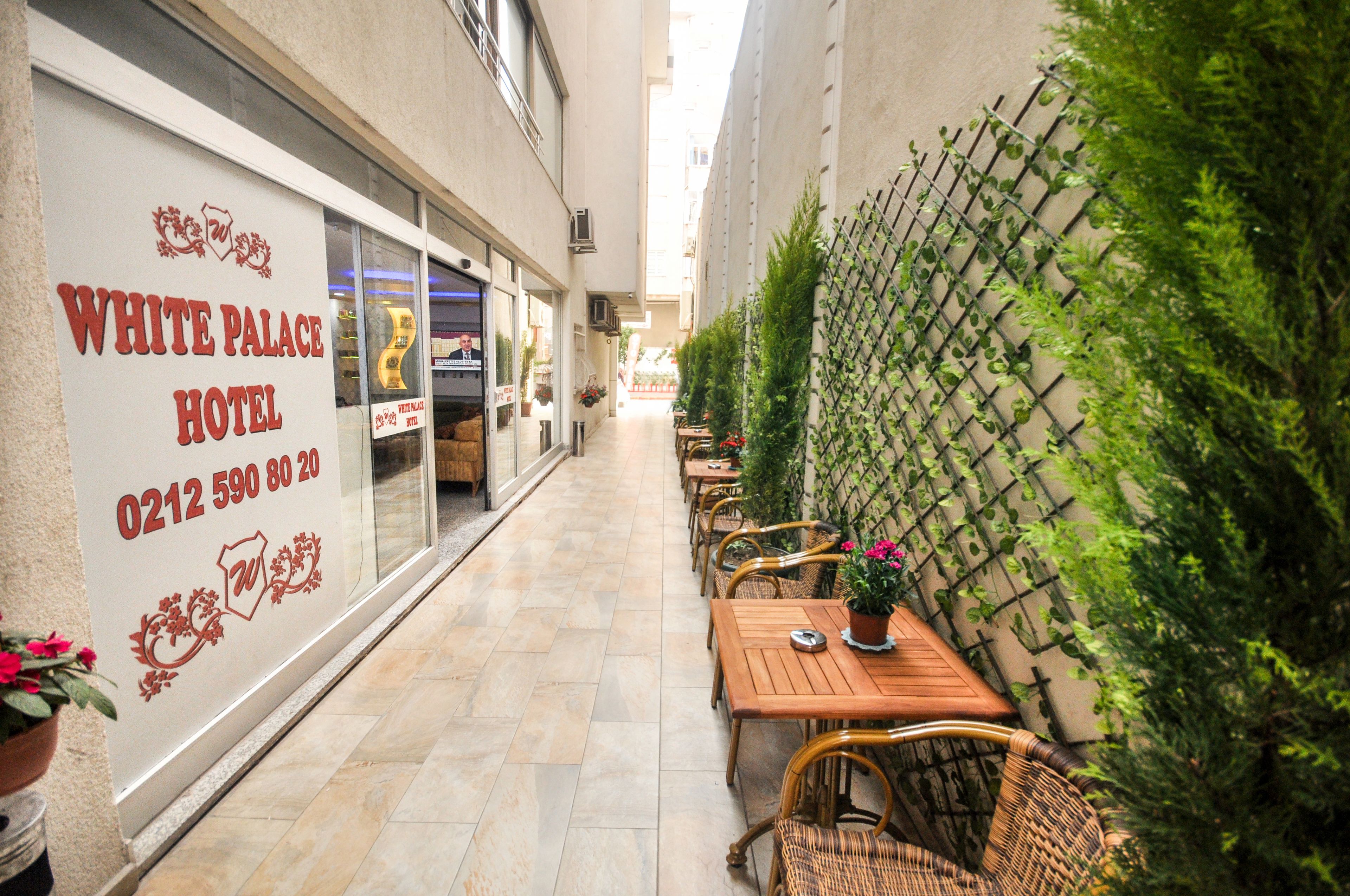 Photo - White Palace Hotel