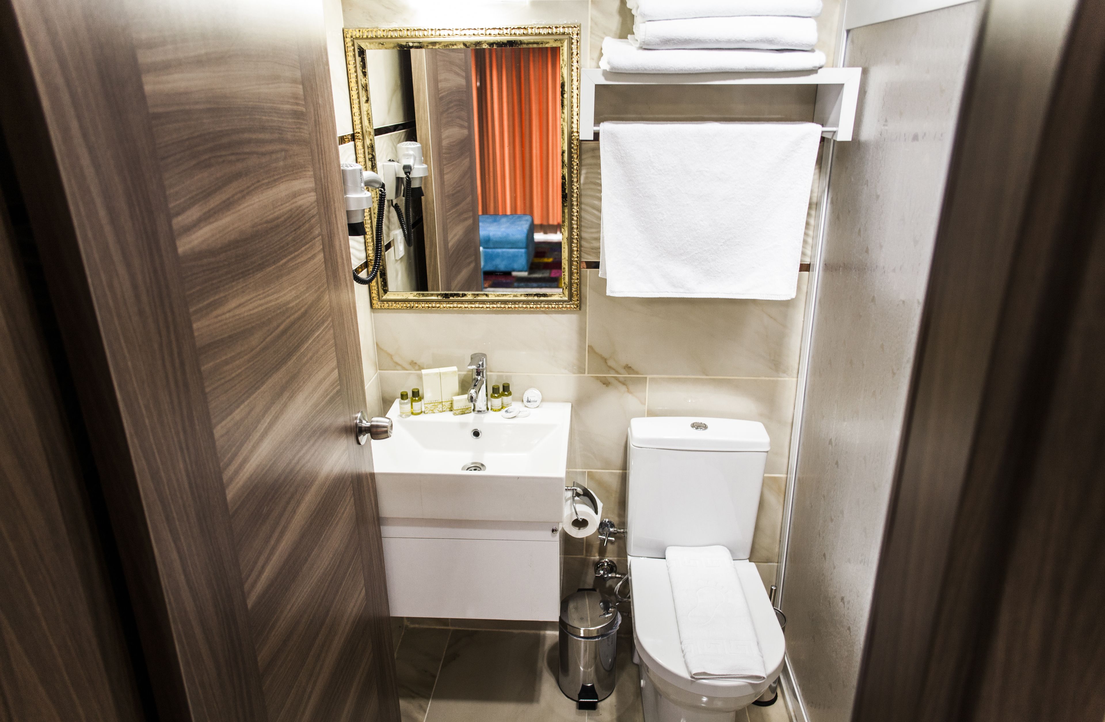 Photo - White Palace Hotel