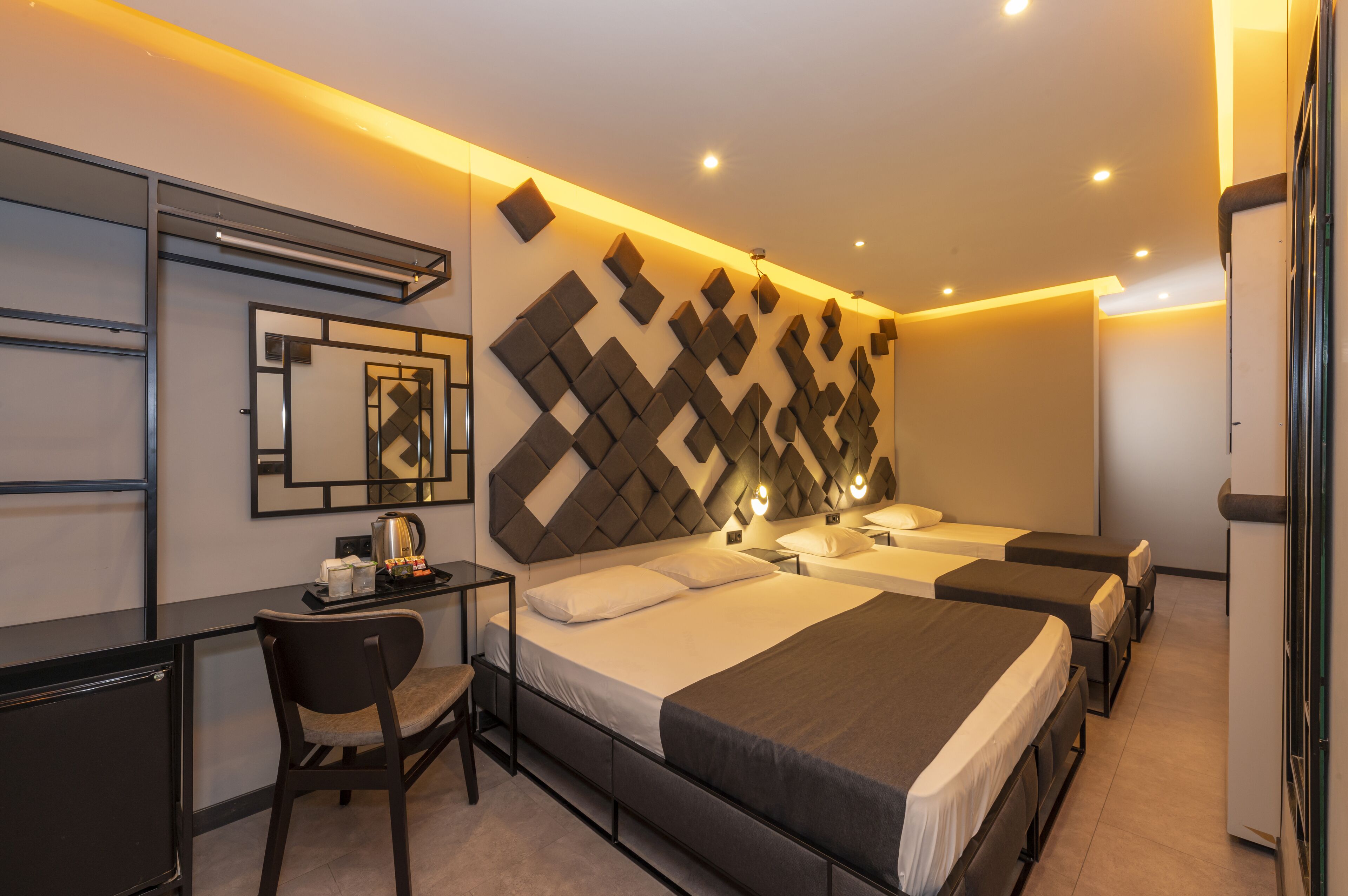 Photo - White Palace Hotel