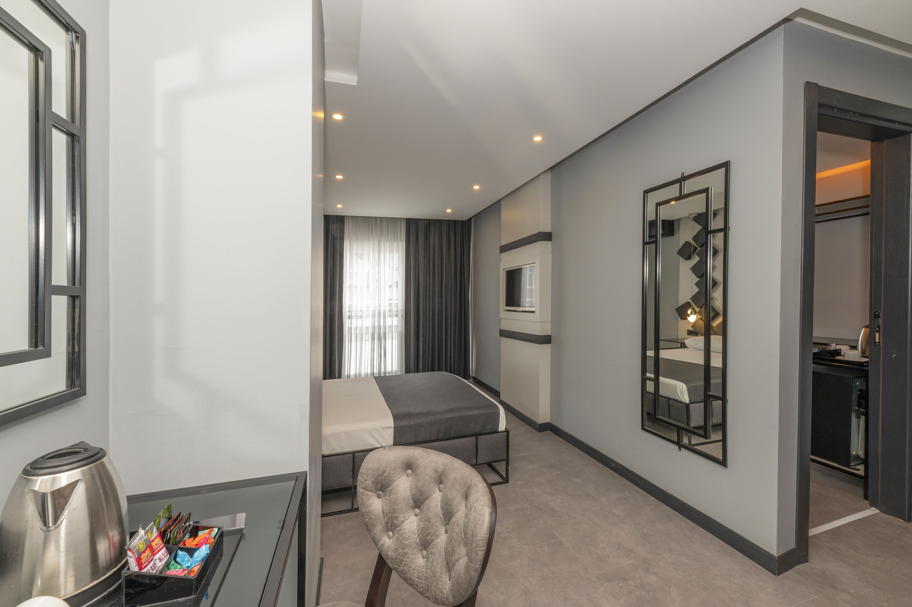 Photo - White Palace Hotel