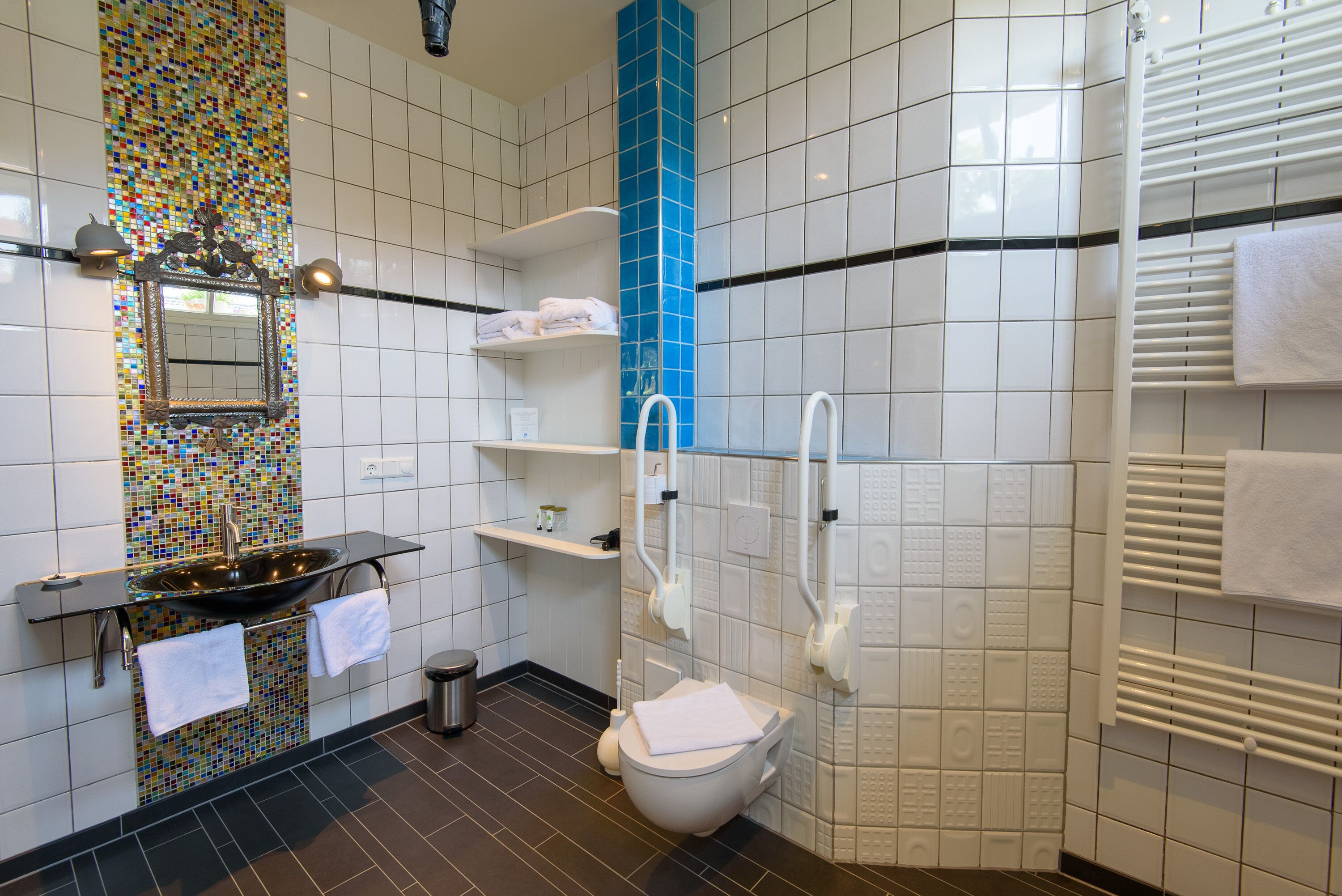 deluxe double room, private bathroom, garden view | premium bedding, minibar, individually decorated, individually furnished