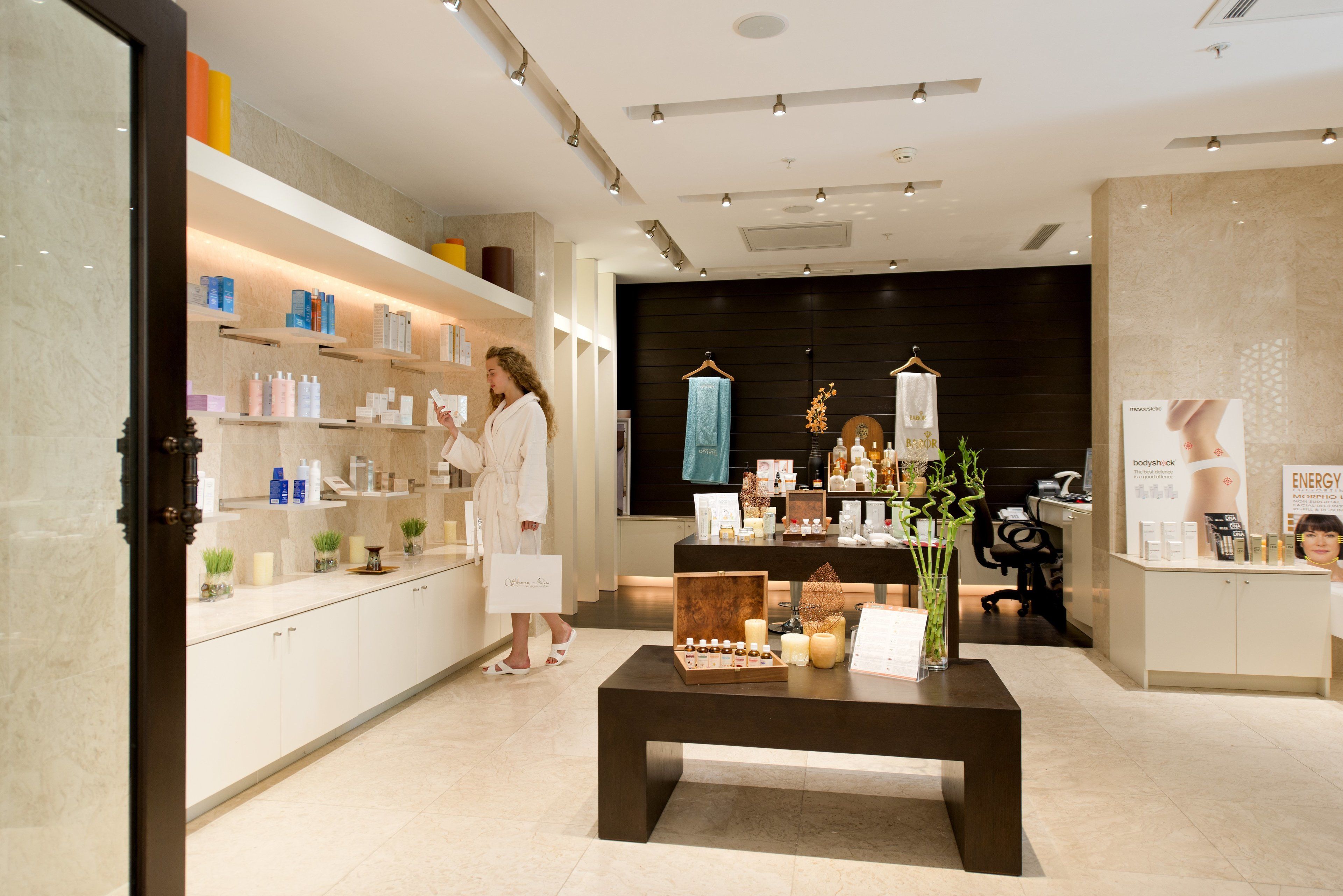 sauna, hot tub, steam room, turkish bath/hammam, body treatments