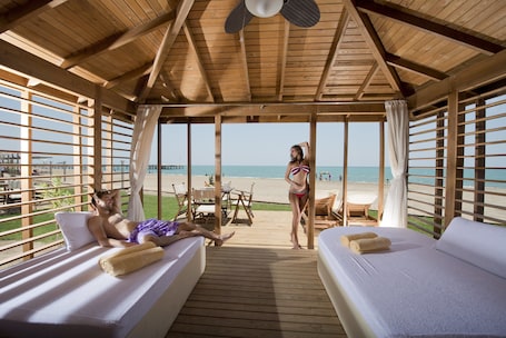 Private beach, beach cabanas, sun loungers, beach umbrellas