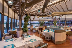 7 restaurants servant le petit déjeuner, spécialités Cuisine mexicaine