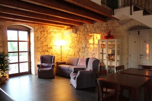 Interior detail - Tenuta Zannafondo (Ragusa)