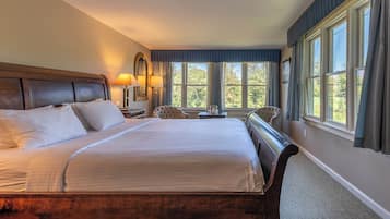 Standard River View King