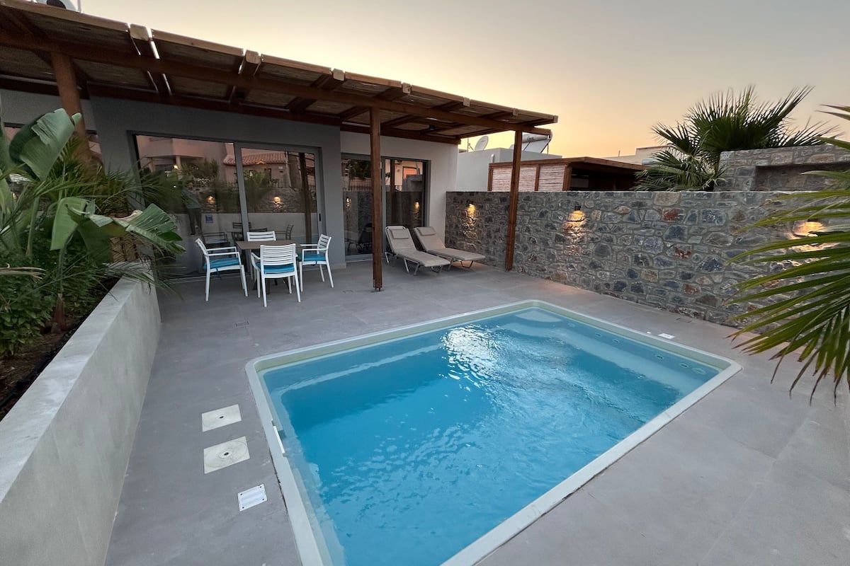 Deluxe Suite | 1 bedroom, premium bedding, individually furnished, soundproofing