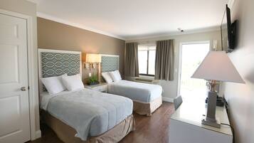 Standaard Twin kamer | 1 slaapkamer, individueel gedecoreerd, een bureau, een laptopwerkplek