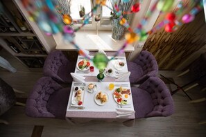 Daily buffet breakfast for a fee - Kamarooms Business Hotel & Spa (Naberezhnye Chelny)