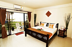 Deluxe Double Room, Sea View | In-room safe, desk, blackout curtains, free WiFi - Aloha Lanta (Ko Lanta)