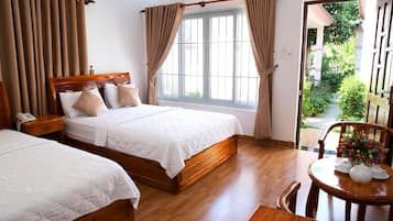 Family Room | Minibar, free WiFi