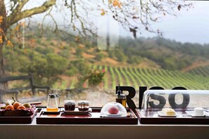 Dagelijks continentaal ontbijt inbegrepen