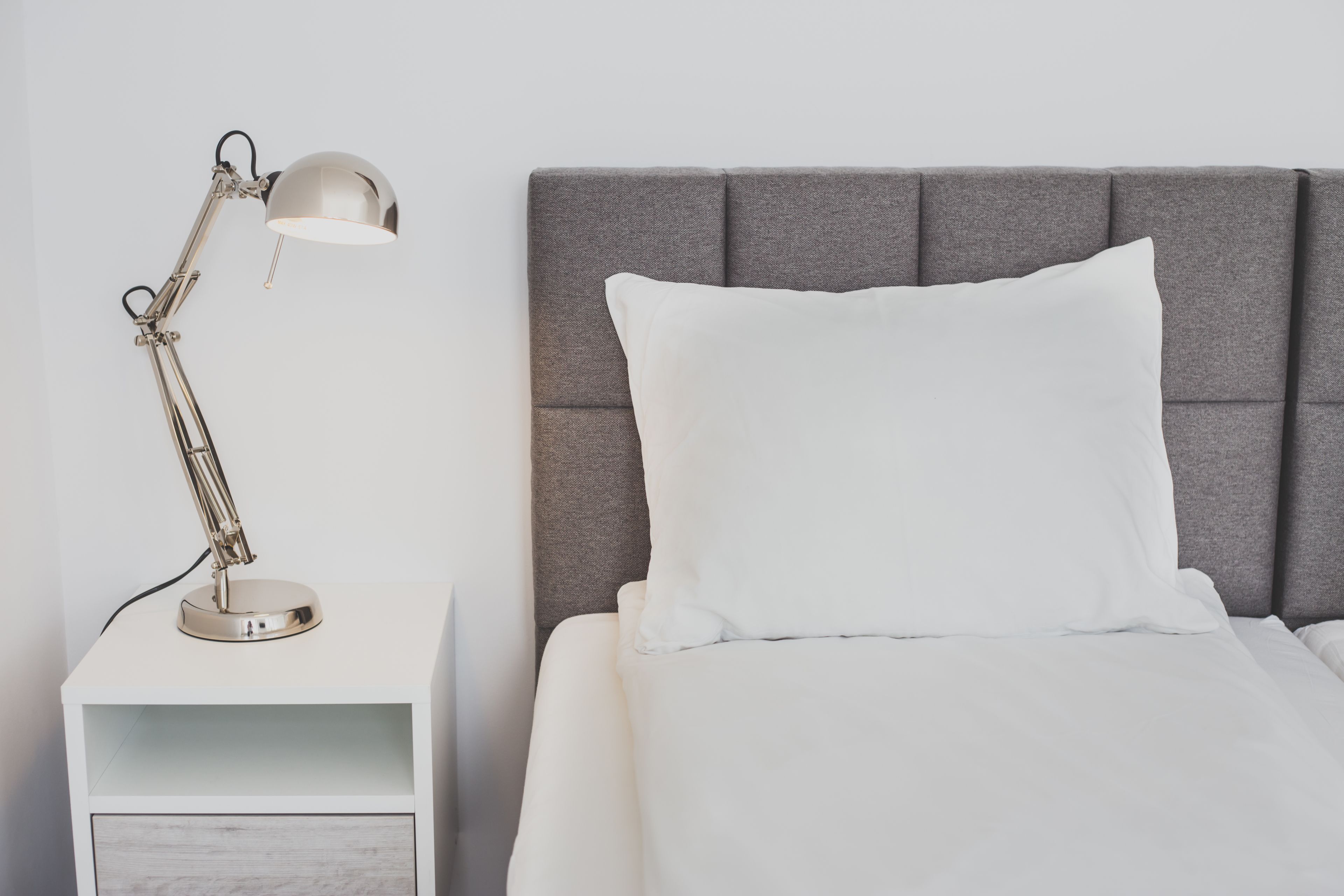 Midtown Deluxe | Iron/ironing board, free WiFi