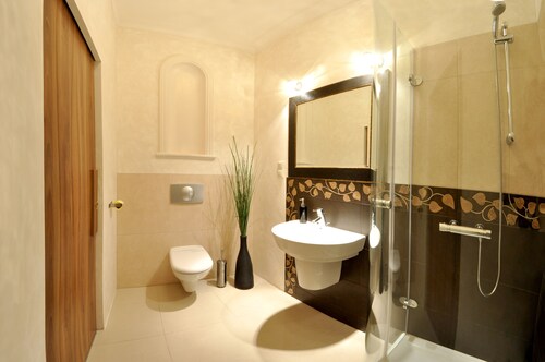 Midtown Hostel