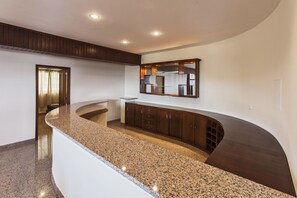 House, 2 Bedrooms, Mountain View | Room amenity