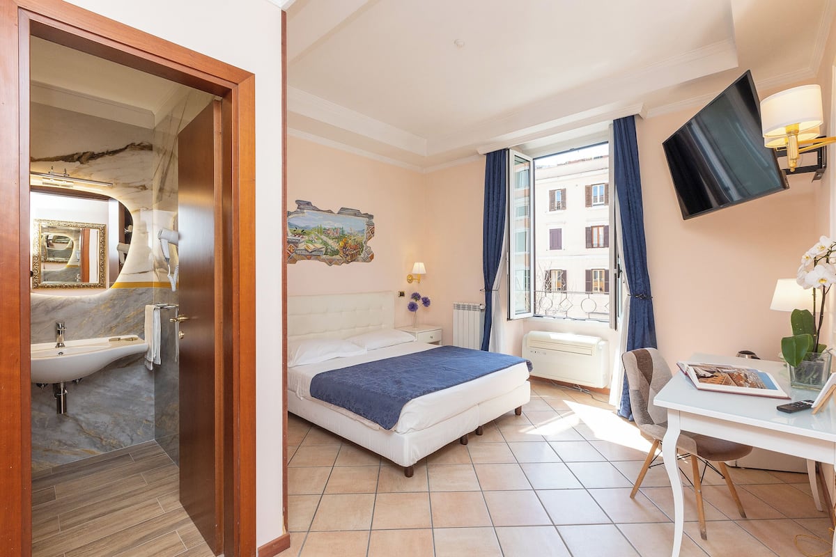 Coffres-forts dans les chambres, Wi-Fi gratuit