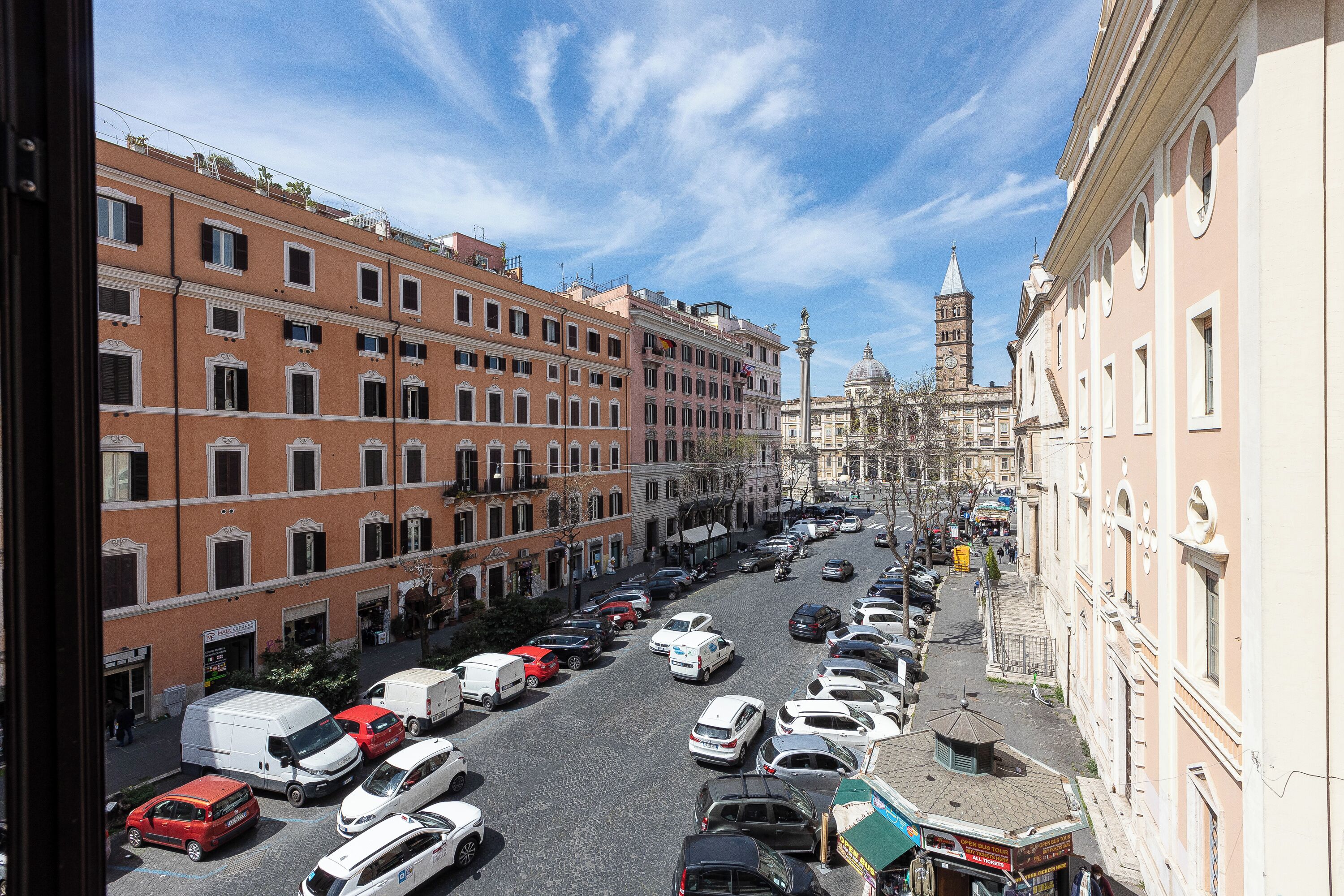 Photo - Rome To Stay